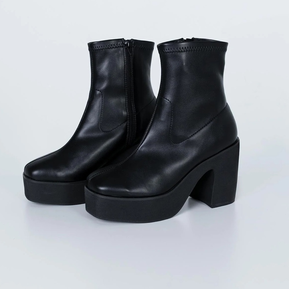Princess Polly Stillwater Black Heeled Platform Boots
